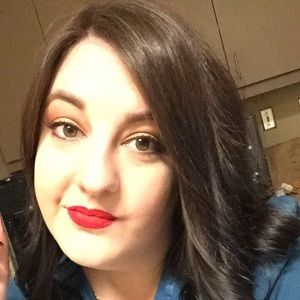 Meet your Posher, Charli